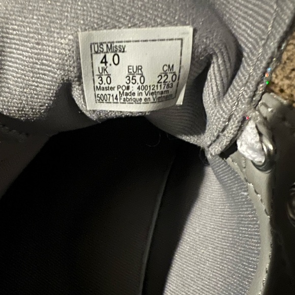 Girls vans - Picture 3 of 4